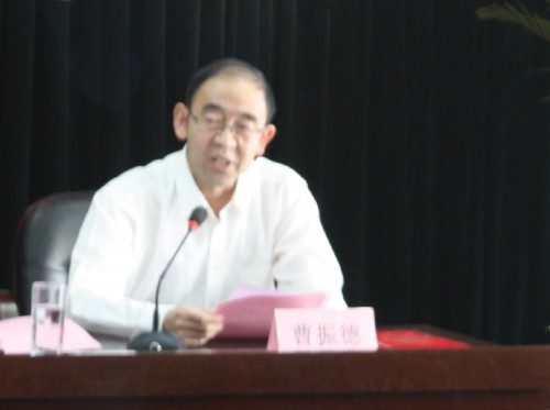 集团公司团委今日召开五四青年座谈会-易彩堂官网