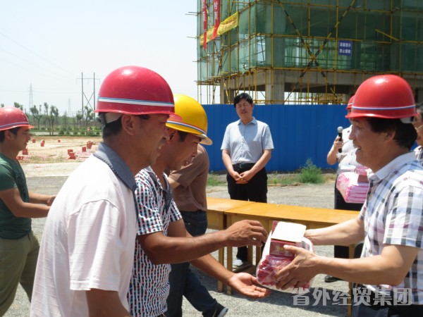 集团建设三公司承建的澄城县职教中心新校区办公楼项目顺遂封顶-易彩堂官网