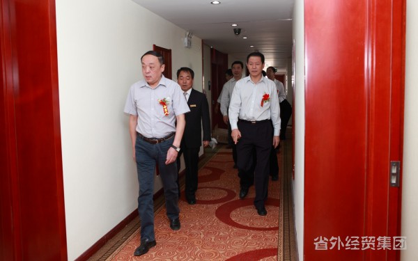 止园饭馆举行二期装修刷新完工庆典仪式-易彩堂官网