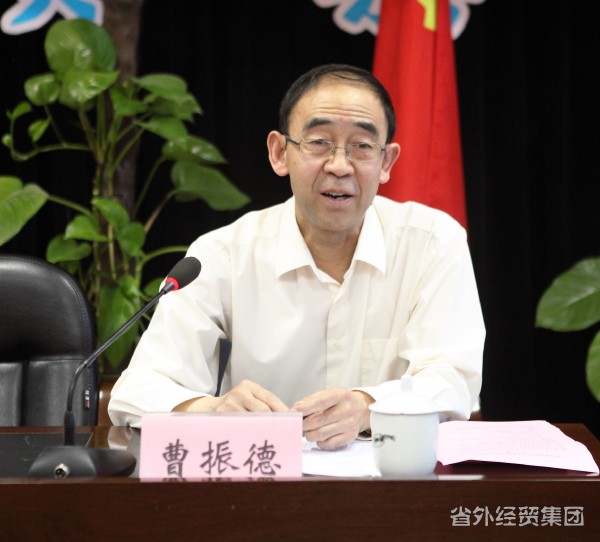 “共话青春岁月、同谋未来生长”——集团公司召开2012年共青团和青年岁情座谈会-易彩堂官网