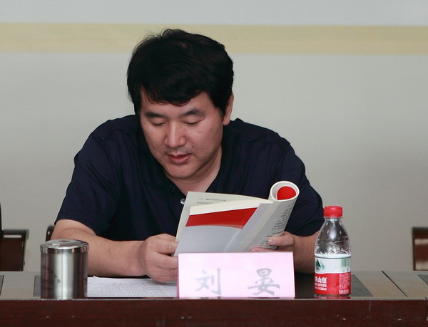 我集团公司党委中心组认真学习胡锦涛同志“七一”主要讲话精神-易彩堂官网
