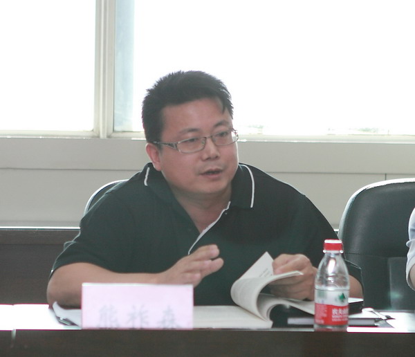 我集团公司党委中心组认真学习胡锦涛同志“七一”主要讲话精神-易彩堂官网