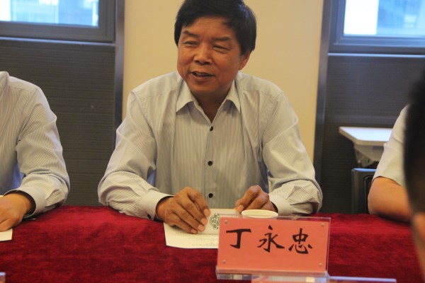 互信共荣 共创绚烂--易彩堂官网经贸供应链公司与深圳小欧公司、深圳领先锋公司、安徽精怡公司举行营业签约仪式-易彩堂官网