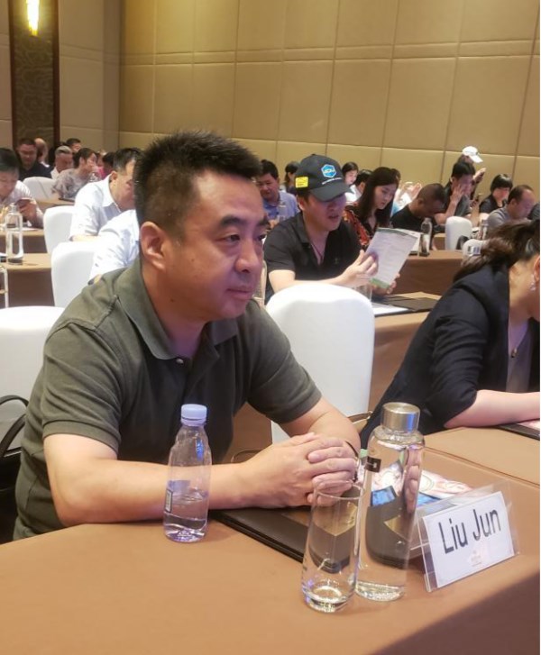 陕海投总司理刘军加入泰国--陕西投资机缘交流会-易彩堂官网